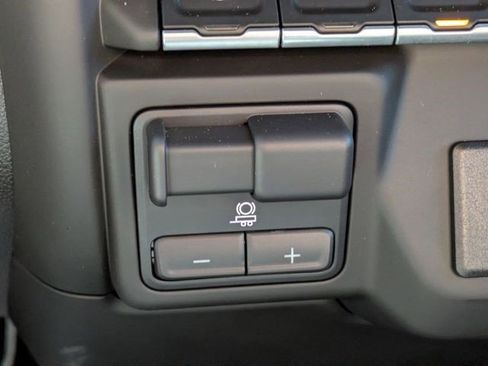 Certified 2025 Chevrolet Silverado 2500 Custom w/ Custom Value Package AWD/4WD image 25