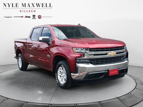 Used 2019 Chevrolet Silverado 1500 LT w/ Texas Edition RWD image 2