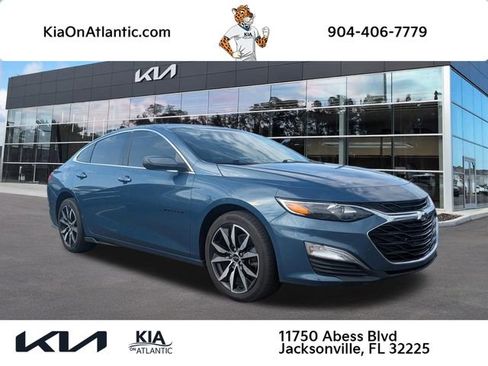 Used 2024 Chevrolet Malibu RS FWD image 1