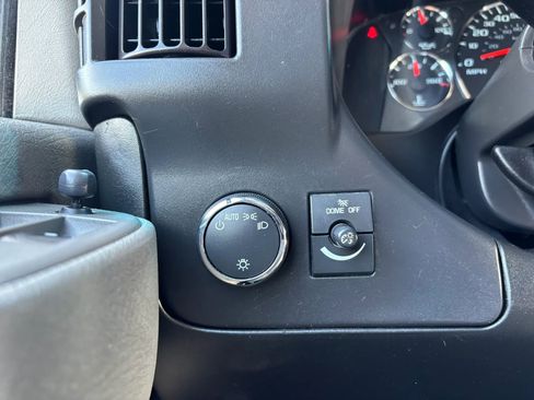 Used 2023 Chevrolet Express 2500 w/ Driver Convenience Package RWD image 28