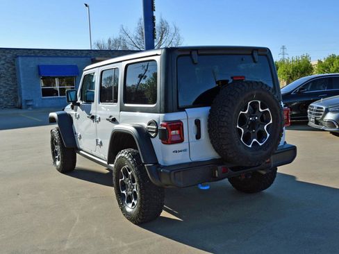 Used 2023 Jeep Wrangler Unlimited Rubicon 4xe w/ Cold Weather Group AWD/4WD image 5