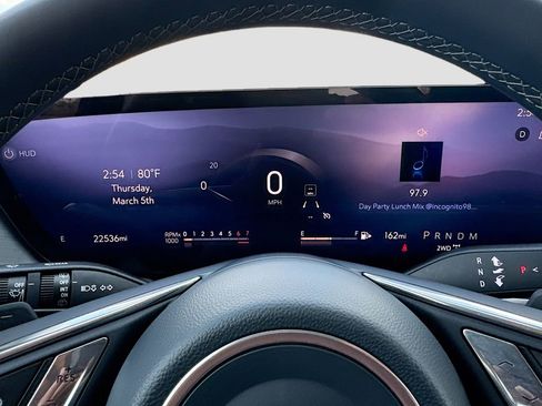 Used 2025 Buick Envision Preferred image 12