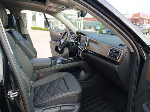 New 2026 Volkswagen Atlas SE FWD image 25