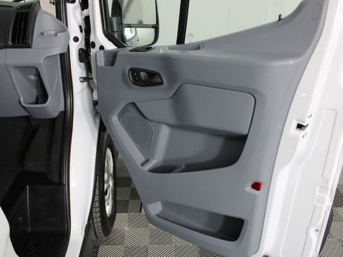 Used 2016 Ford Transit 350 XLT image 23