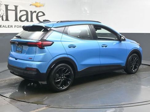 New 2027 Chevrolet Bolt RS w/ Technology Package FWD image 28