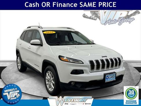 Certified 2016 Jeep Cherokee Latitude AWD/4WD image 1