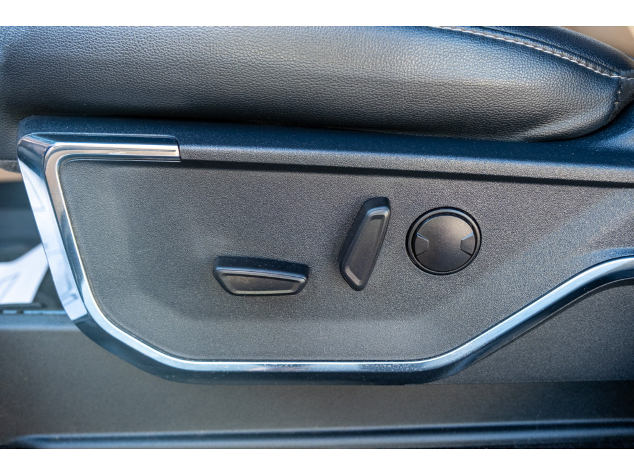Used 2022 Ford F150 Lariat AWD/4WD image 15