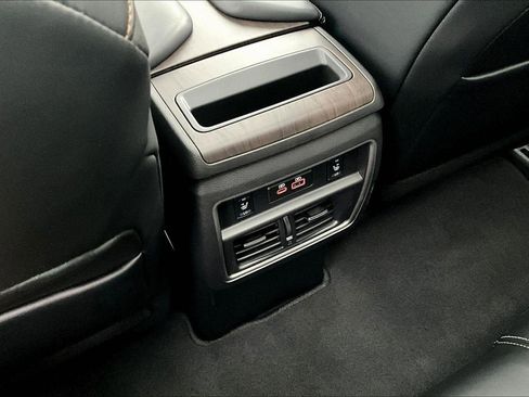 Used 2024 Nissan Murano Platinum w/ Cargo Package image 32