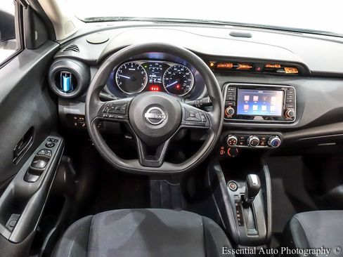 Used 2023 Nissan Kicks S image 16