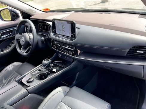 Used 2023 Nissan Rogue Platinum w/ Platinum Premium Package AWD/4WD image 13