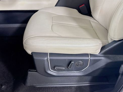 Used 2020 Ford Expedition Platinum image 22