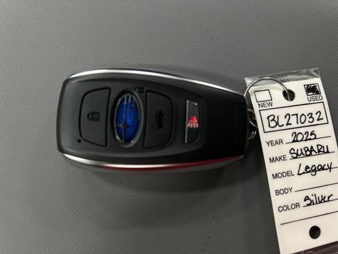 Used 2025 Subaru Legacy Premium AWD/4WD image 32