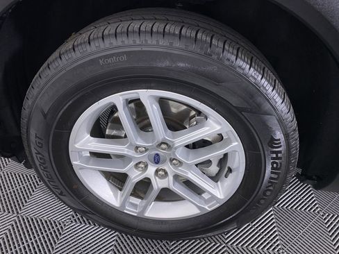 Used 2025 Ford Explorer Active image 15