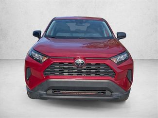 Used 2022 Toyota RAV4 LE video 2