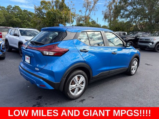 Used 2021 Nissan Kicks S FWD image 6