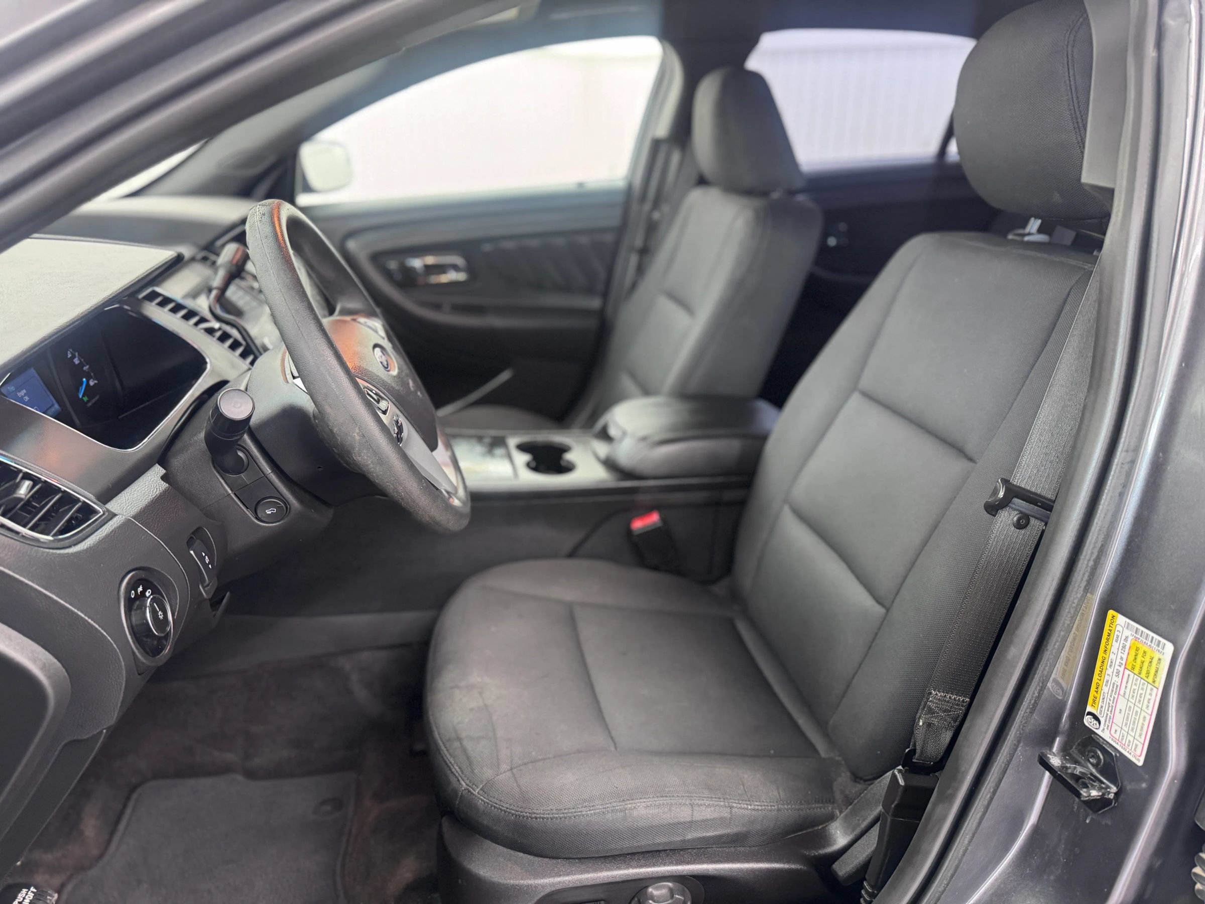 Used 2018 Ford Taurus Police Interceptor FWD image 9
