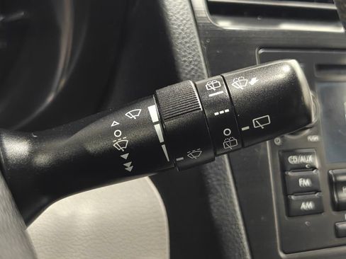 Used 2015 Subaru Forester 2.5i Limited AWD/4WD image 14