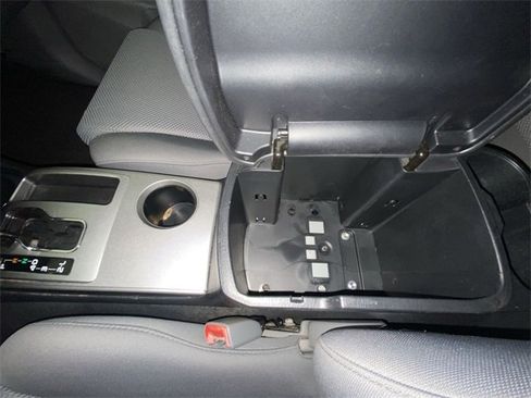 Used 2015 Toyota Tacoma PreRunner image 20