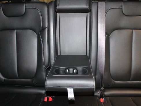 Used 2023 Jeep Grand Cherokee Limited w/ Trailer Tow Prep Group (B) image 28