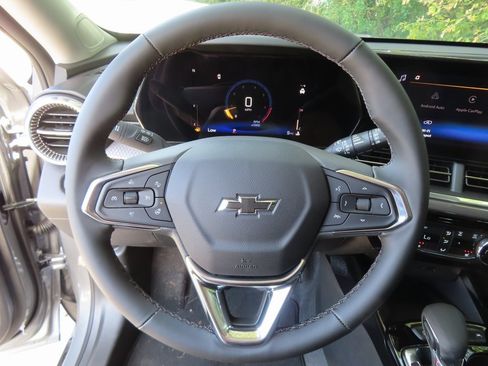 New 2026 Chevrolet Trax ACTIV w/ Sunroof Package image 4