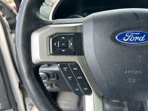 Used 2020 Ford F150 Lariat w/ Equipment Group 501A Mid AWD/4WD image 21