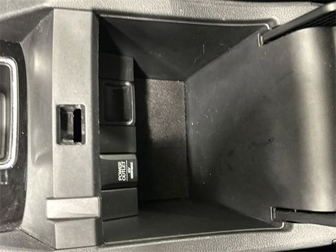 Used 2016 Honda Accord Sport image 24