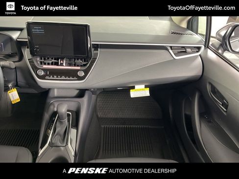 Used 2026 Toyota Corolla LE image 16