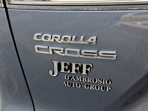 Used 2023 Toyota Corolla Cross L AWD/4WD image 33