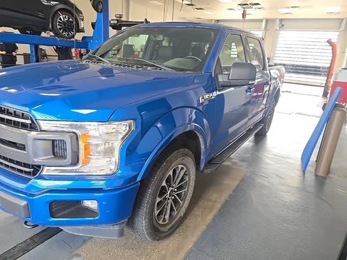 Used 2020 Ford F150 XLT w/ Equipment Group 302A Luxury AWD/4WD image 2