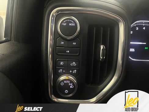 Used 2022 GMC Sierra 2500 SLE w/ SLE Value Package; AWD/4WD image 25