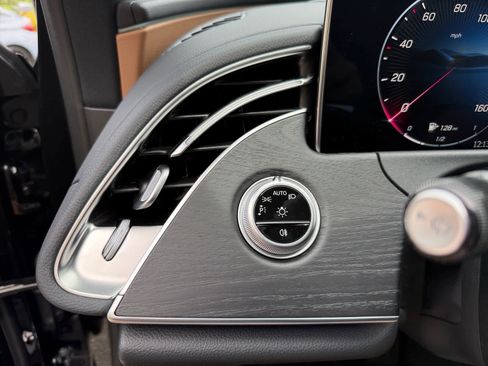 New 2026 Mercedes-Benz E 450 4MATIC Sedan image 25