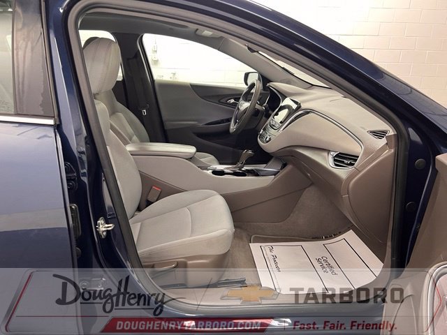 Used 2020 Chevrolet Malibu LT FWD image 43