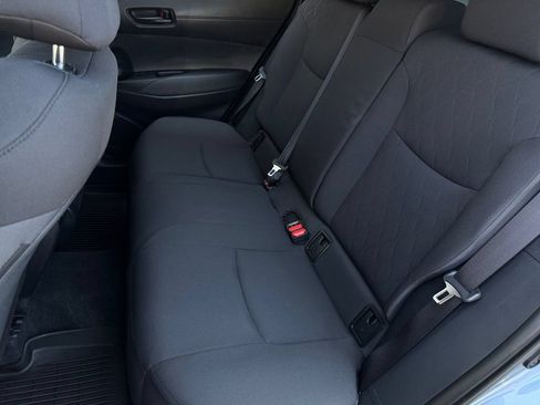 Used 2025 Toyota Corolla Cross LE AWD/4WD image 18