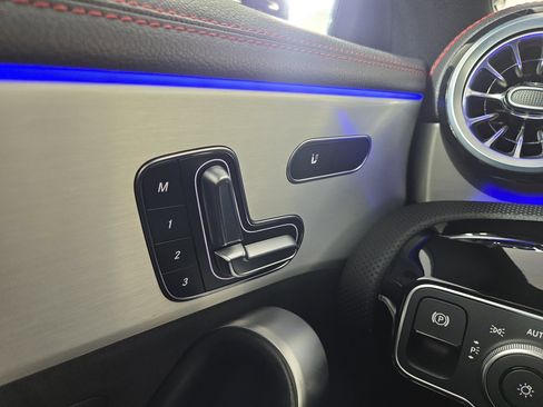 Used 2024 Mercedes-Benz CLA 250 4MATIC image 29