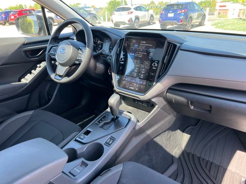 Used 2026 Subaru Crosstrek 2.5i Premium AWD/4WD image 16