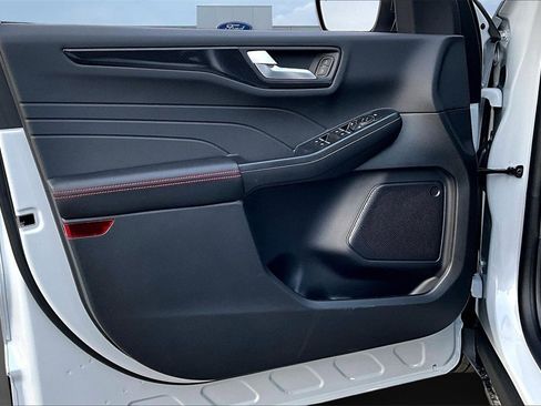New 2026 Ford Escape ST-Line w/ Cold Weather Package image 25