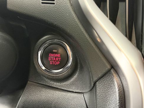 Used 2019 Subaru Ascent Limited image 29