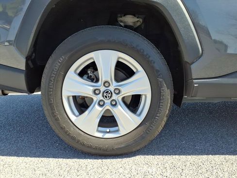 Used 2020 Toyota RAV4 XLE w/ Convenience Package image 27