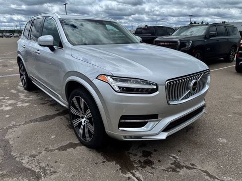 Used 2022 Volvo XC90 T6 Inscription w/ Advanced Package AWD/4WD image 3