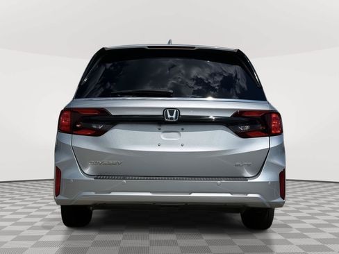 Used 2026 Honda Odyssey Elite image 5