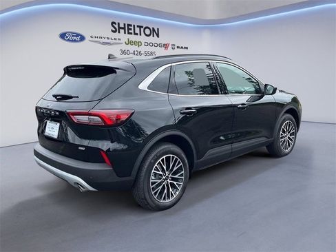 New 2025 Ford Escape Base image 5