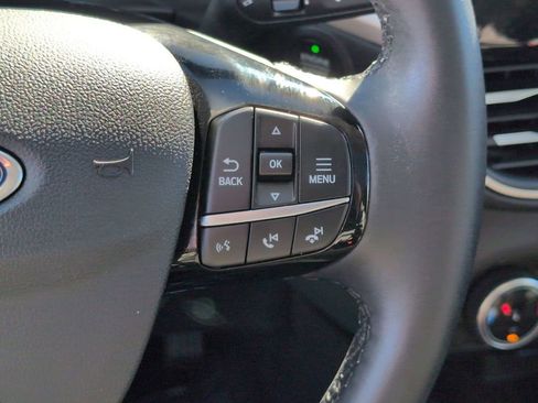 Used 2022 Ford Escape SEL image 18