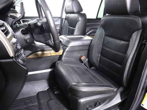 Used 2018 GMC Yukon Denali w/ Denali Ultimate Package AWD/4WD image 32