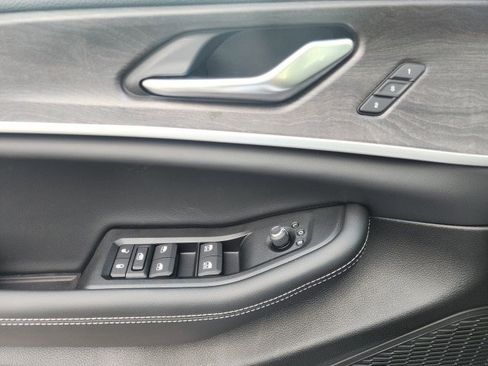 New 2025 Jeep Grand Cherokee Limited w/ Luxury Tech Group II image 20