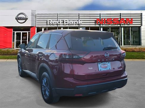 Certified 2025 Nissan Rogue S image 6