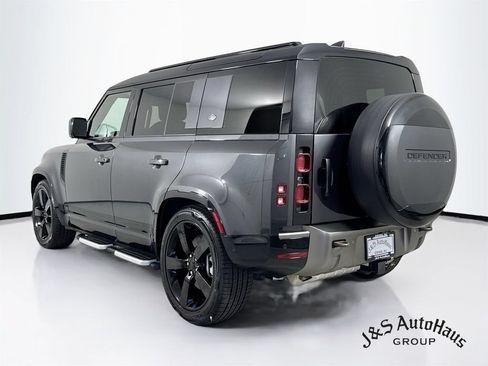 Used 2023 Land Rover Defender 110 X-Dynamic SE AWD/4WD image 5