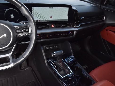 Used 2024 Kia Sportage SX image 26