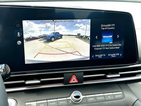 Used 2024 Hyundai Elantra SEL w/ Convenience Package FWD image 18