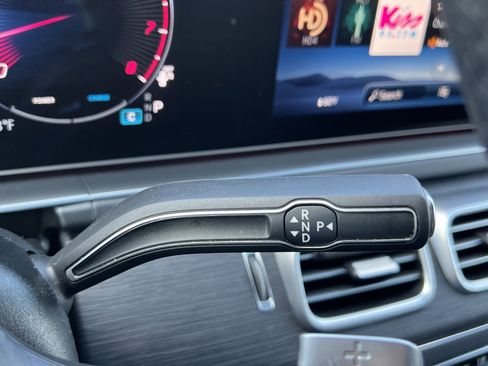 Certified 2025 Mercedes-Benz GLS 450 4MATIC image 26