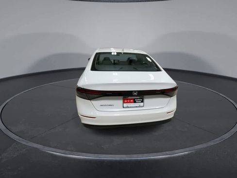 Used 2023 Honda Accord LX image 7